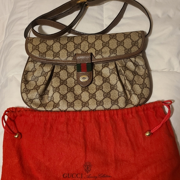 Vintage Gucci Crossbody Shoulder Bag 100% Authentic - Picture 1 of 12